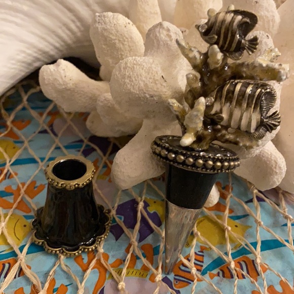 Olivia Riegel bottle stopper - Picture 3 of 4